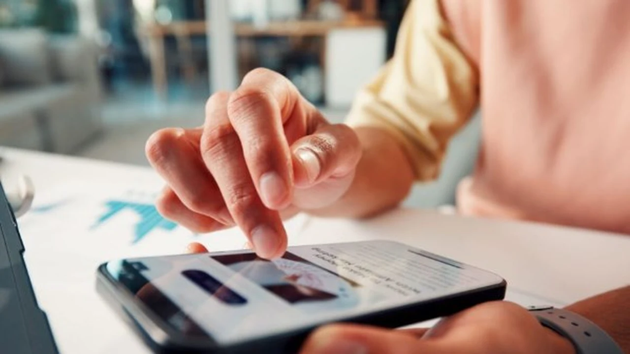 دراسة علمية تكشف تأثيراً خفياً لاستخدام شاشة هاتفك على صحتك الجسدية المستمرة